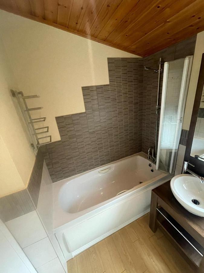 Windermere Retreat - White Cross Bay Holiday Park Extérieur photo
